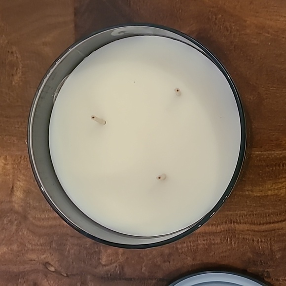COLIN'S RETURN 3 Wick Candle B&BW + Netflix Bridgerton - Picture 3 of 6